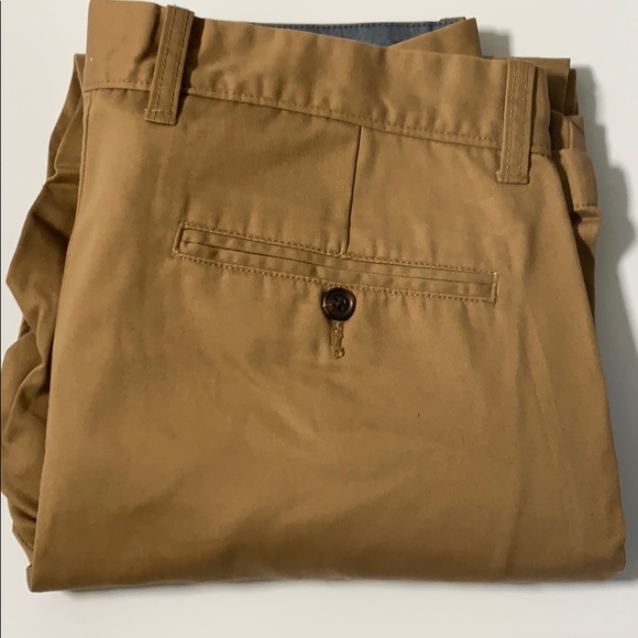GAP Other - Men's gap khakis